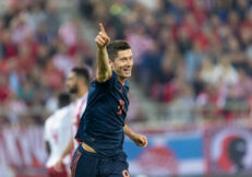 Meet the Champions League 2020 Top Scorer: Robert Lewandowski ‘Beats’ Ronaldo and Messi