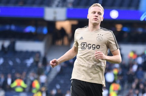 Welcome on Board: Manchester United Signs Up Donny van de Beek upon €40M Deal