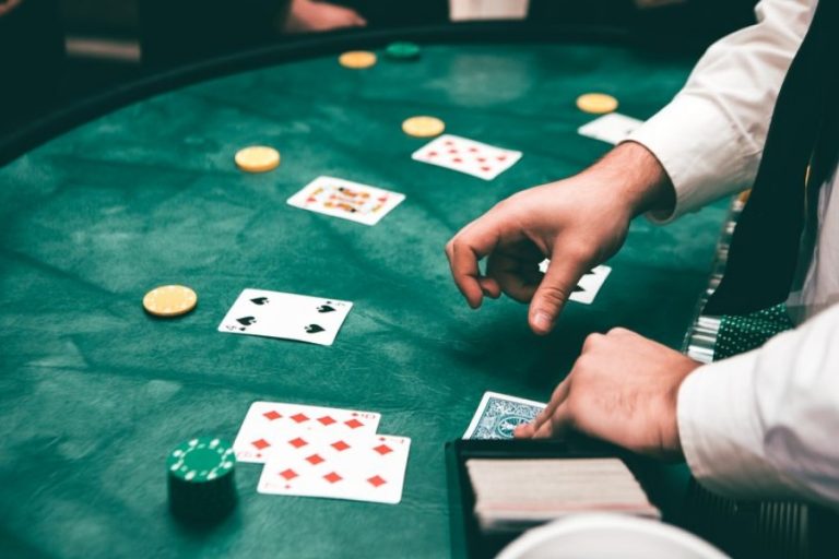 Top 10 Key Tactics The Pros Use For Quatro Casino